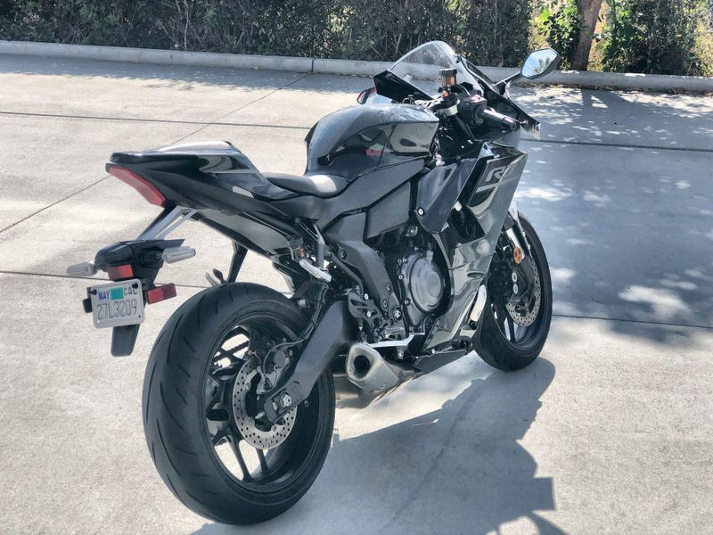 Used 2026 Yamaha YZF-R7 CA Image 17