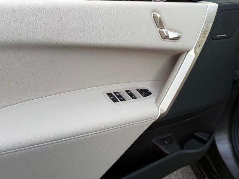 New 2026 BMW iX xDrive45Image 15