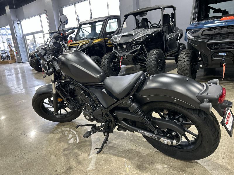 2022 Honda REBEL 300 ABS  in a BLACK exterior color. Del Amo Motorsports of Redondo Beach (424) 390-7811 delamomotorsports.com 