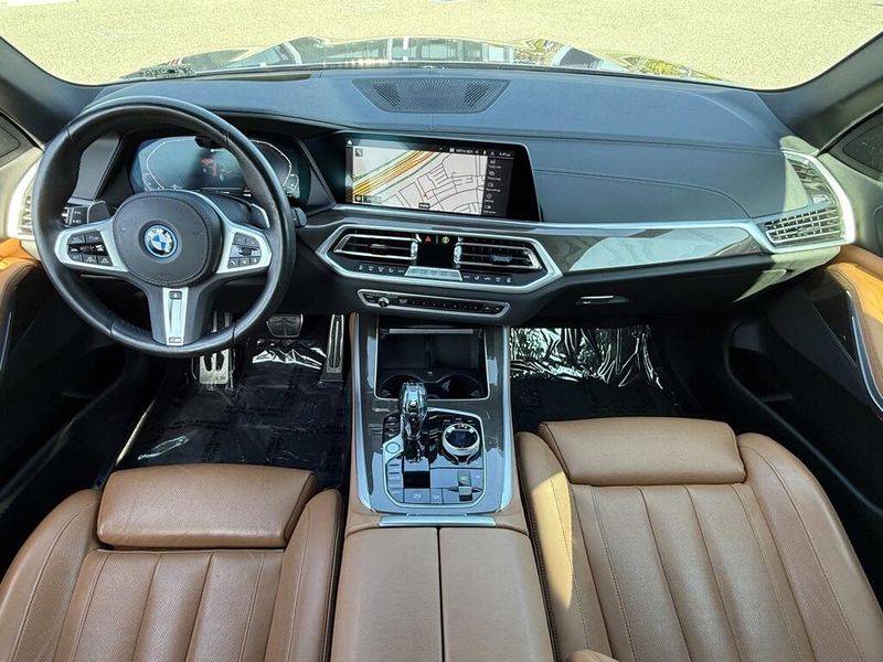 2022 BMW X5 xDrive45eImage 30