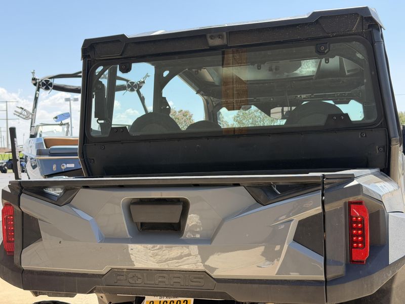 USED 2023 POLARIS GENERAL XP 4 1000 PREMIUM Image 9