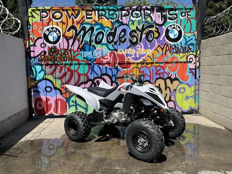 New 2025 Yamaha Raptor 700 Image 3