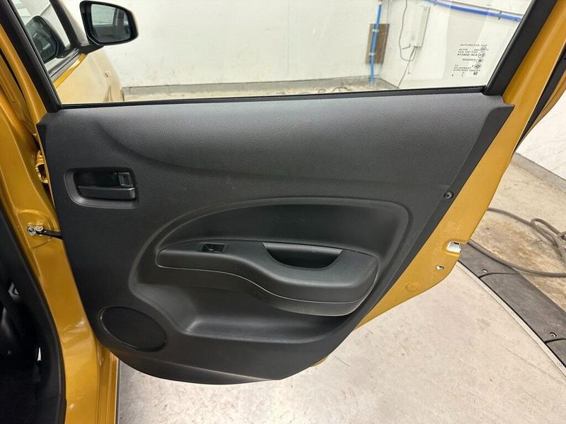 2023 Mitsubishi Mirage ESImage 23
