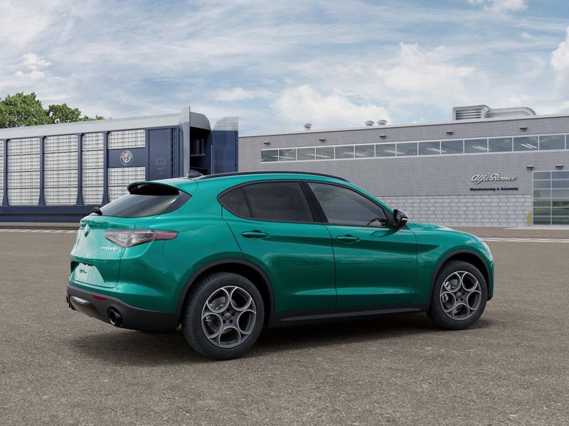 New 2026 Alfa Romeo Stelvio AwdImage 22
