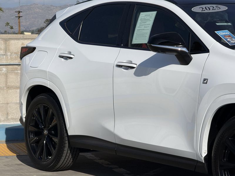 Used 2025 Lexus NX 450h+ F SPORT HandlingImage 5