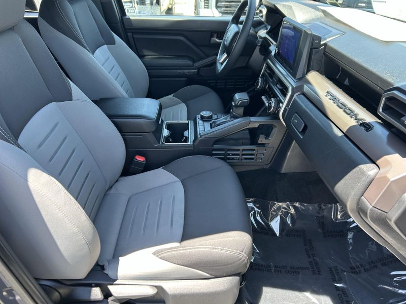 Used 2024 Toyota Tacoma TRD SportImage 10