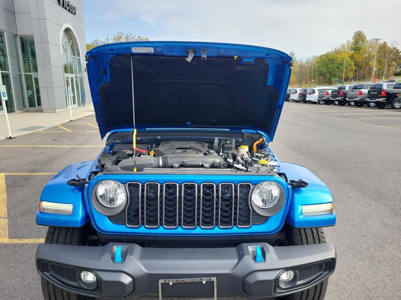 Used 2024 Jeep Wrangler 4xE Sport SImage 24