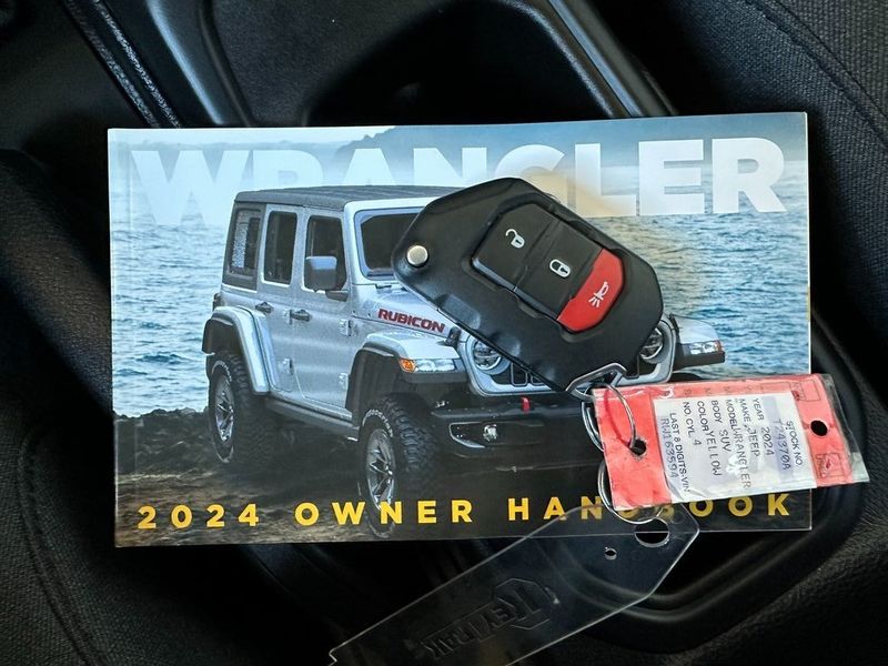 2024 Jeep Wrangler 4xE Willys 4xeImage 7