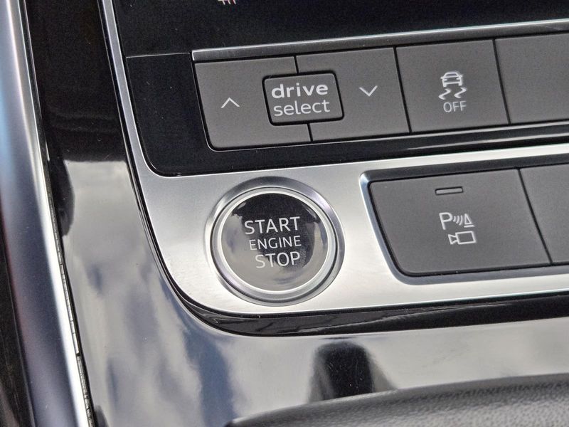 Used 2022 Audi Q7 Premium Plus 55 TFSI quattro