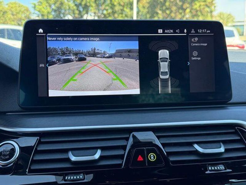 Used 2023 BMW 5 Series 530e iPerformanceImage 30