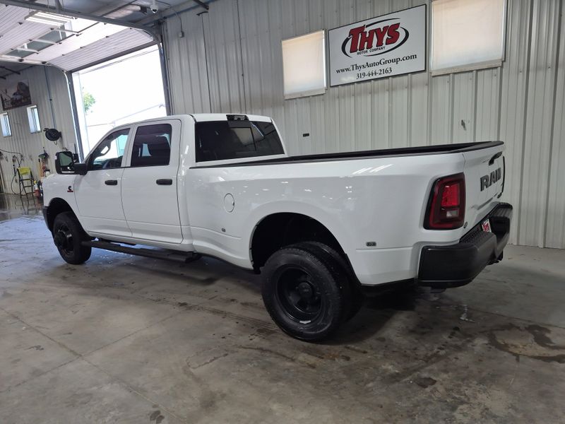 New 2025 RAM 3500 Tradesman Crew Cab 4x4 8