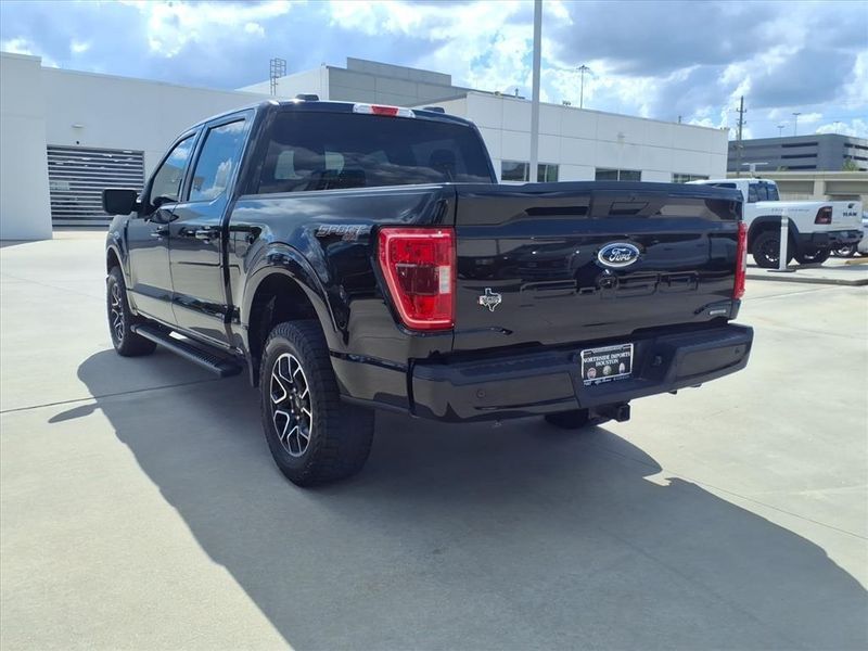 Used 2022 Ford F-150 XLTImage 12
