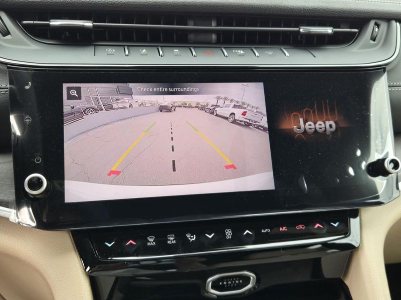 New 2026 Jeep Grand Cherokee L Limited 4x2
