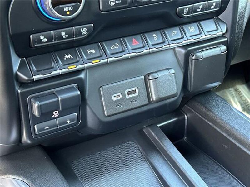 Used 2022 Chevrolet Silverado 1500 LTD High CountryImage 28