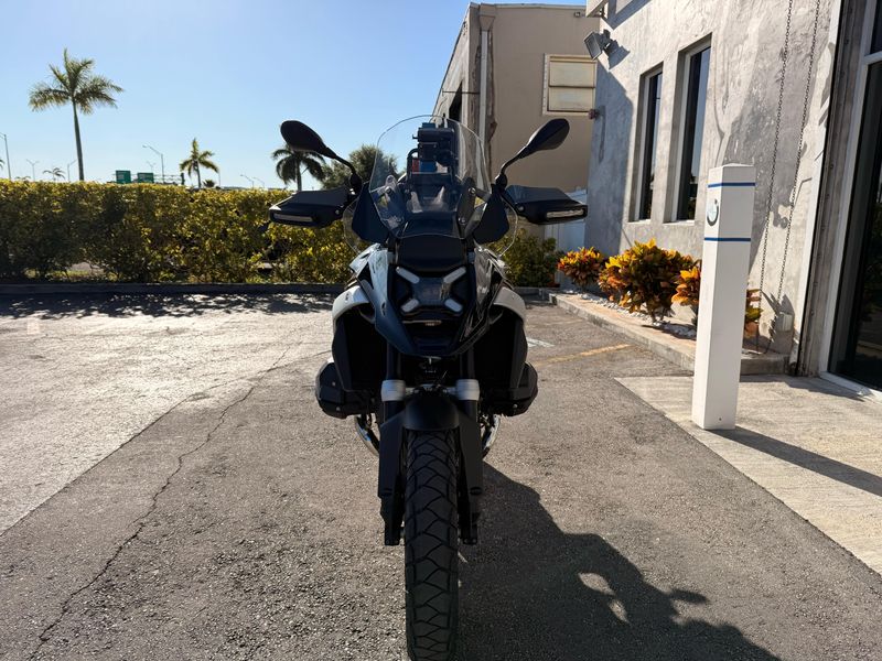 2025 BMW R 1300 GSImage 2