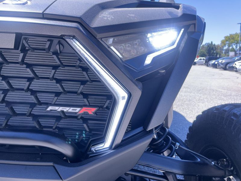 New 2026 Polaris RZR PRO R 4 ULTIMATE Image 23
