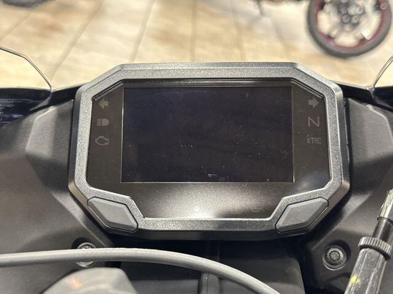 New 2026 Kawasaki NINJA ZX-6R ABS Image 19