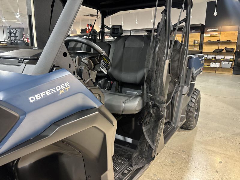 New 2026 Can-Am DEFENDER MAX XT HD11 WITH 10.25 IN. INFOTAINMENT Image 19