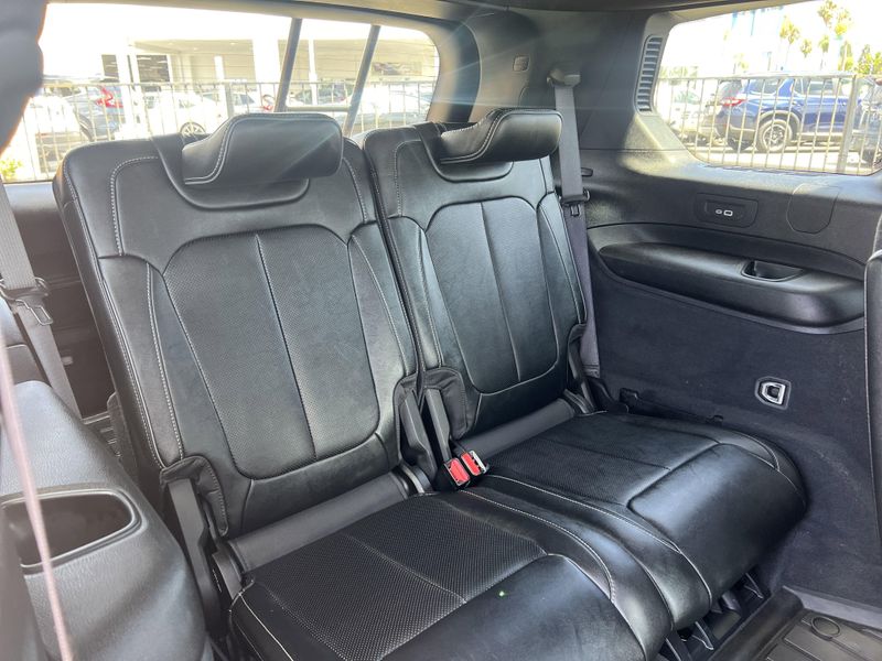Used 2023 Jeep Grand Cherokee L OverlandImage 28
