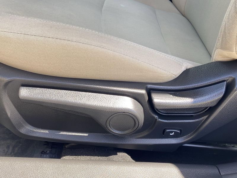 2015 Kia Optima LXImage 18