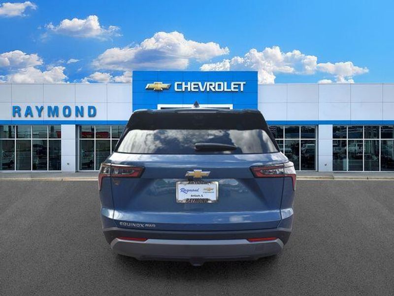 New 2026 Chevrolet Equinox LTImage 5