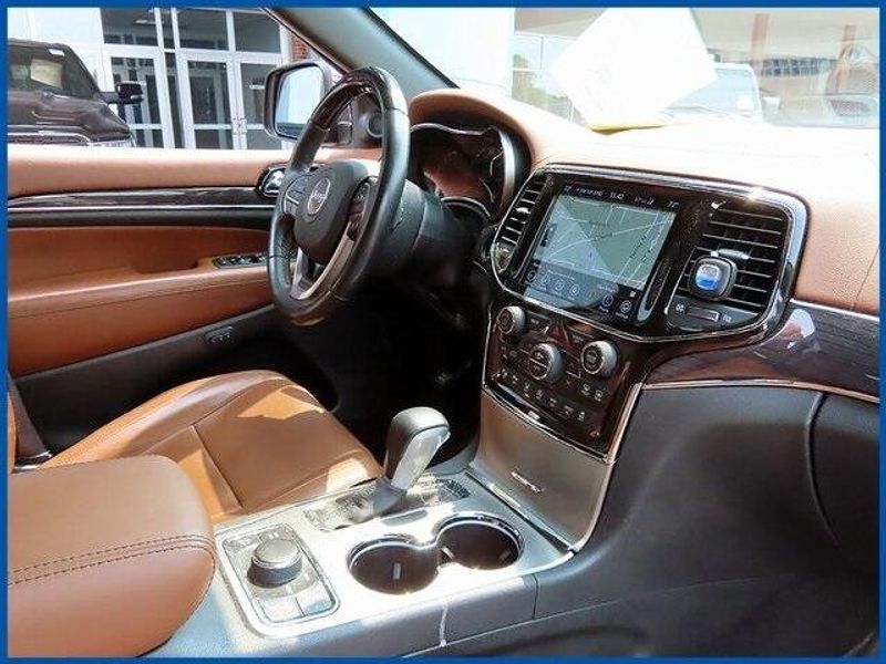 Used 2021 Jeep Grand Cherokee OverlandImage 8
