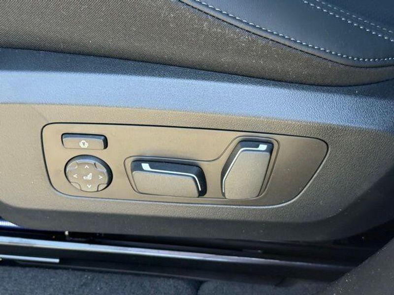 New 2026 BMW X3 30 xDriveImage 18