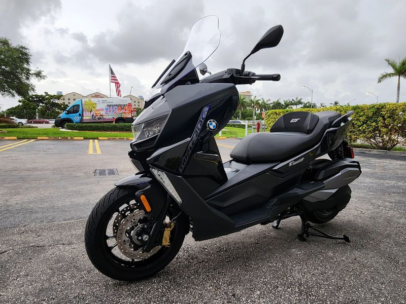 2022 BMW C 400 GT Image 5