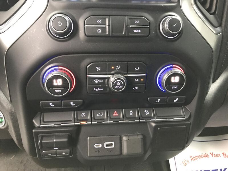 Used 2019 Chevrolet Silverado 1500 LTImage 13