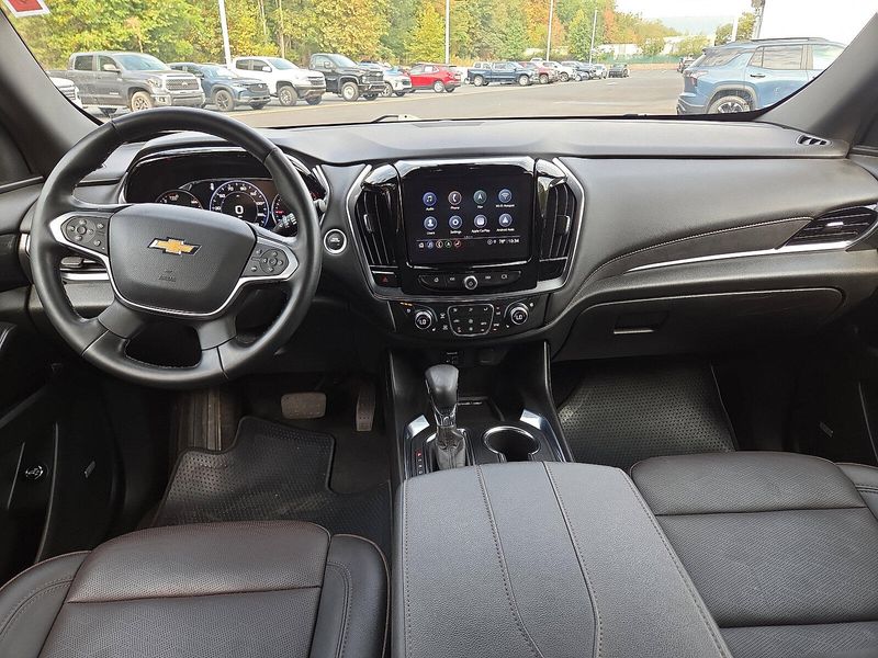 2023 Chevrolet Traverse High Country photo 25