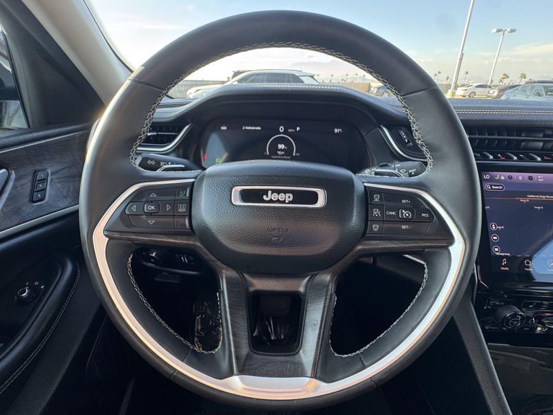 Used 2024 Jeep Grand Cherokee L LimitedImage 26