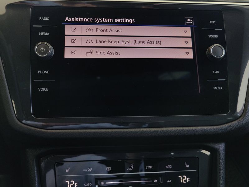 2024 Volkswagen Tiguan SE R-Line Black AWD w/SunroofImage 8