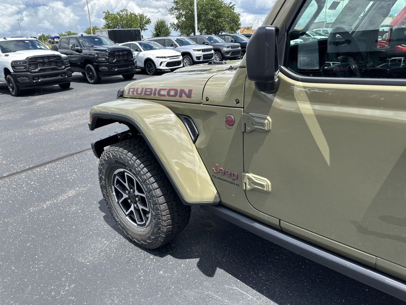 New 2025 Jeep Gladiator Rubicon X 4x4Image 13