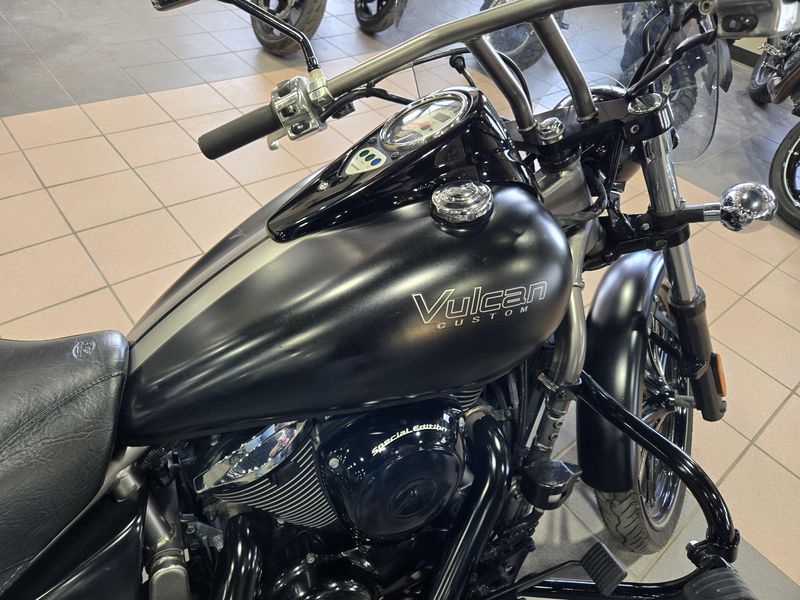 2010 Kawasaki VULCAN 900 CUSTOM BLACK Image 9