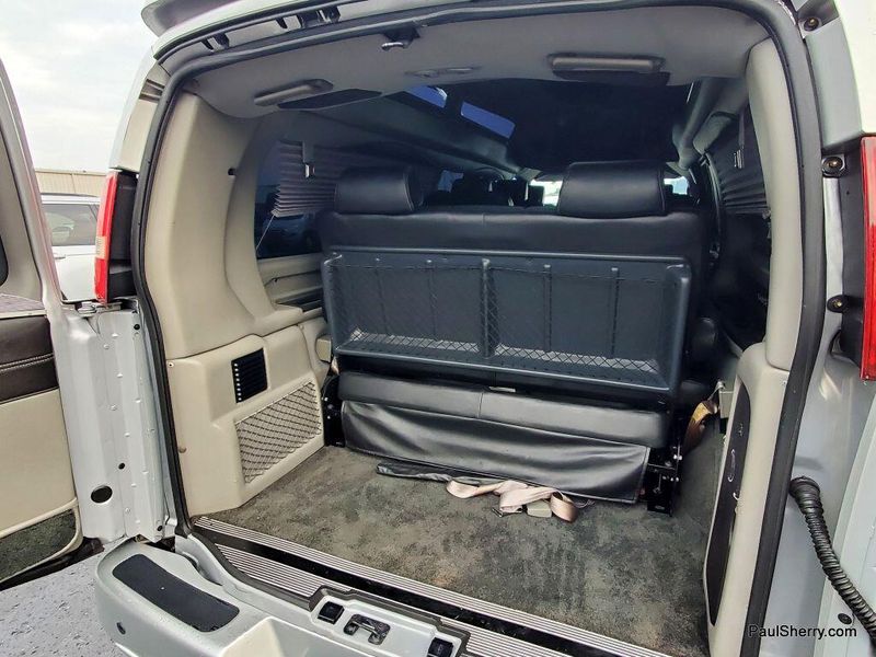 Used 2019 GMC Savana 2500 Image 12