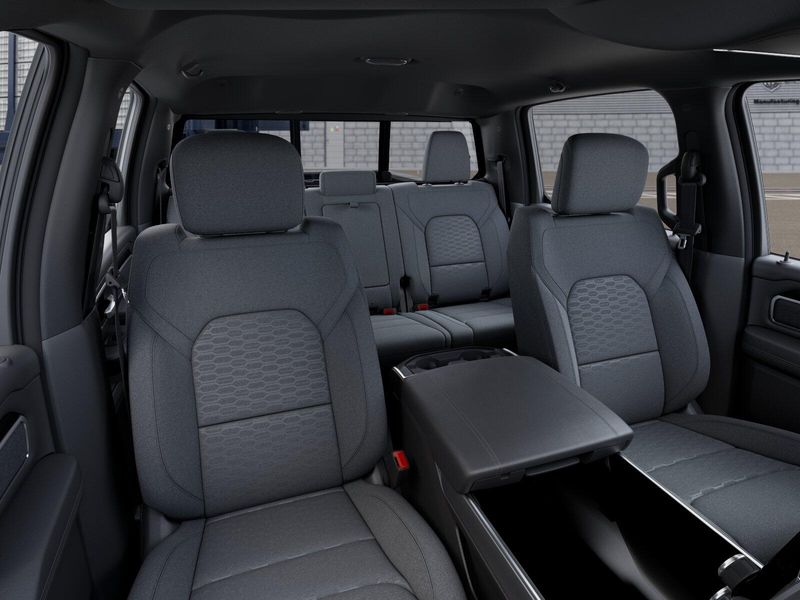 New 2026 RAM 1500 Image 9