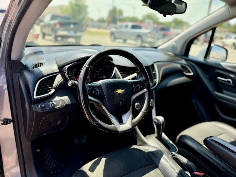 2019 Chevrolet Trax LTImage 9