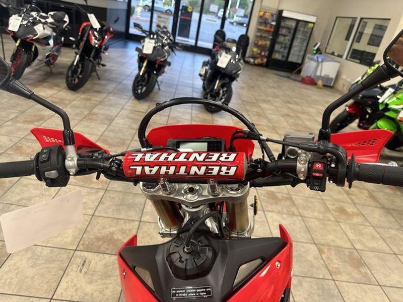 New 2026 Honda CRF450RL Image 22