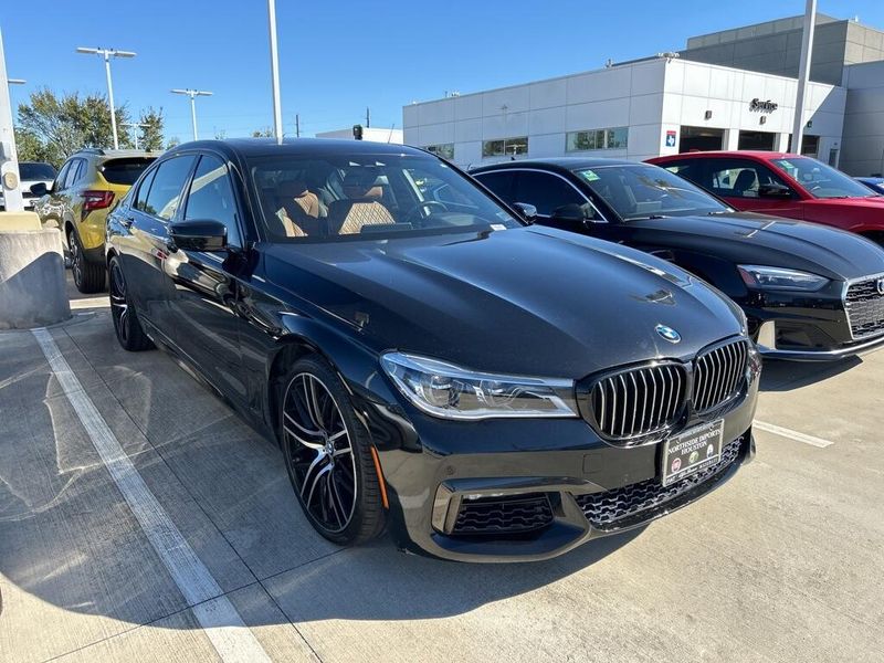 2018 BMW 750i 750iImage 2