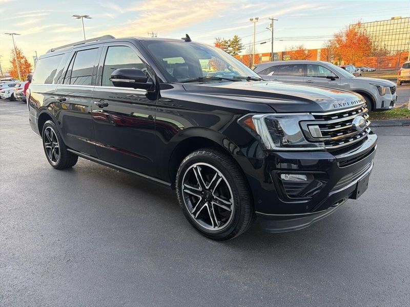 2020 Ford Expedition MAX Limited photo 4