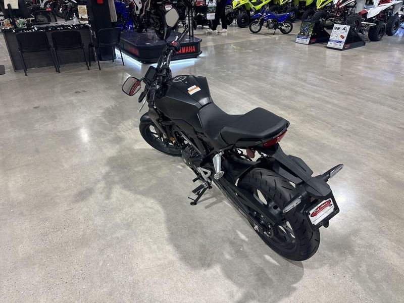 Used 2025 Honda CB300R ABS Image 13