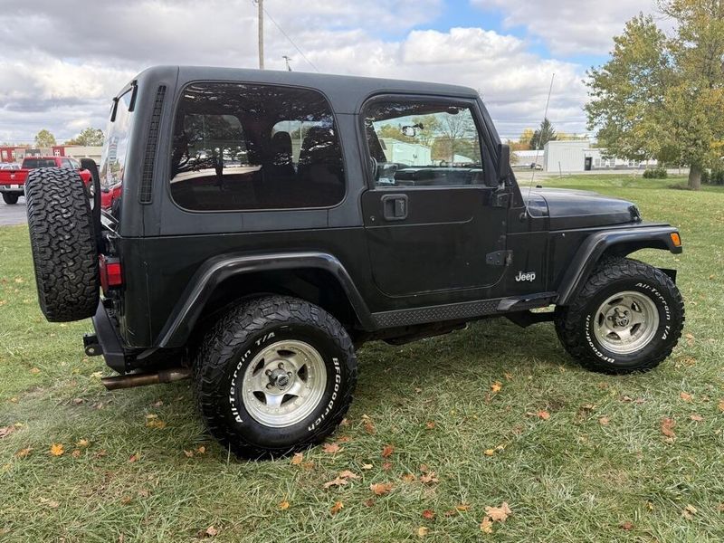2002 Jeep Wrangler X photo 3