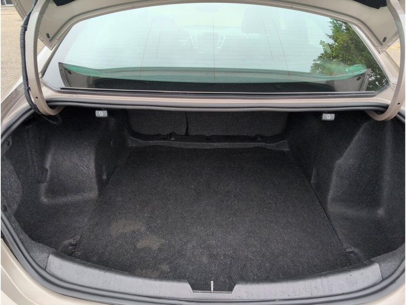 Used 2023 Chevrolet Malibu LTImage 34