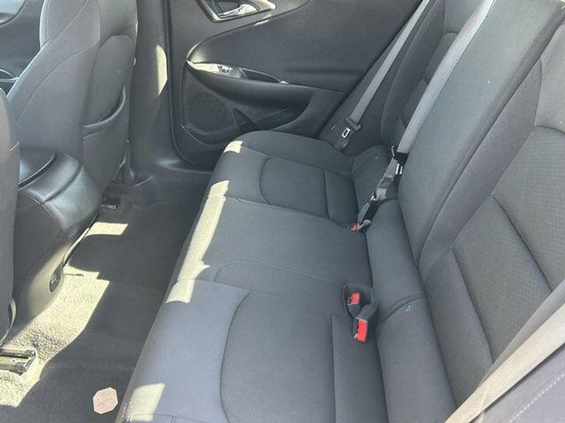 Used 2025 Chevrolet Malibu RSImage 16