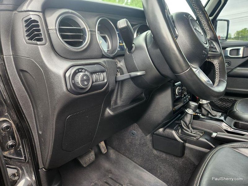 2021 Jeep Gladiator OverlandImage 28