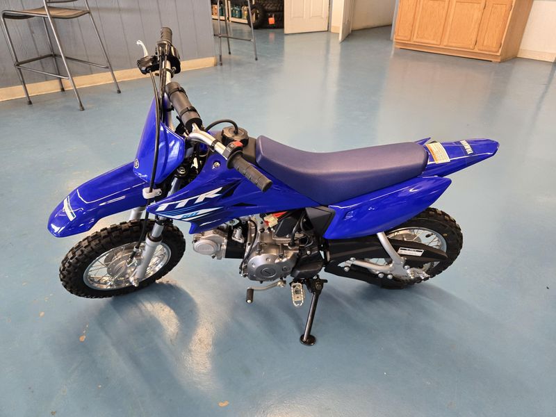 2025 Yamaha TTR 50E TEAM BLUE Image 4