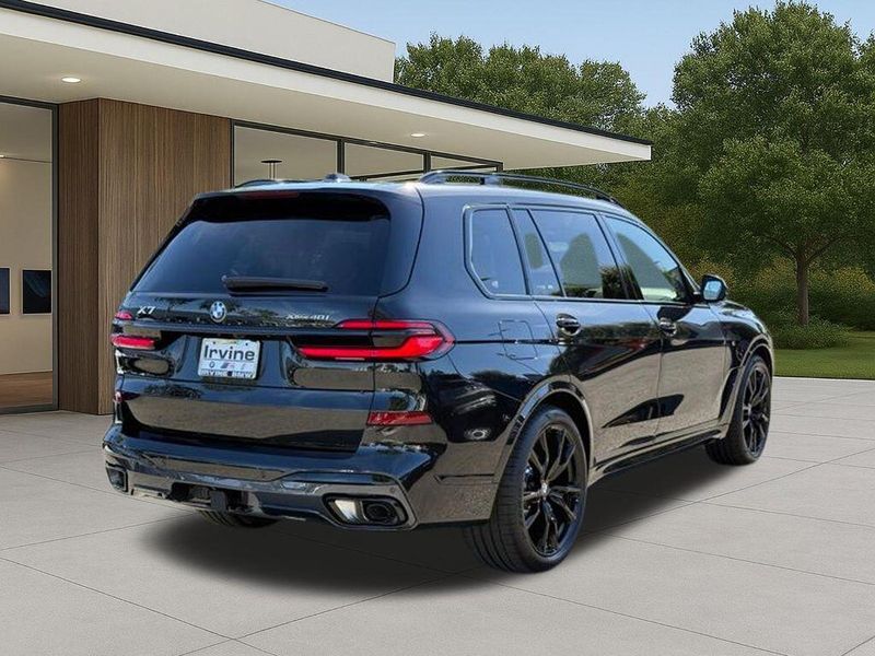 New 2026 BMW X7 xDrive40iImage 8