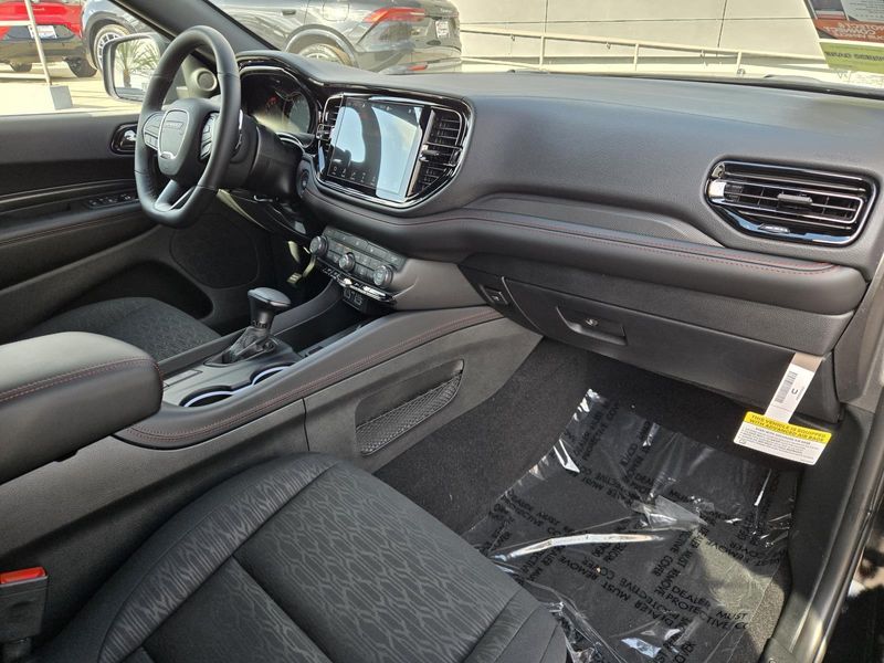New 2026 Dodge Durango Gt Awd Hemi V8