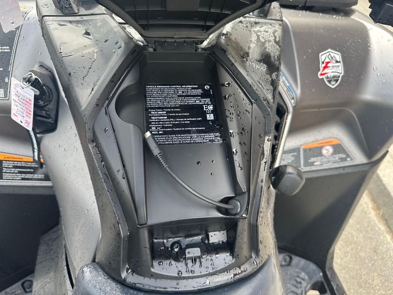 New 2026 Can-Am OUTLANDER MAX XT 850 