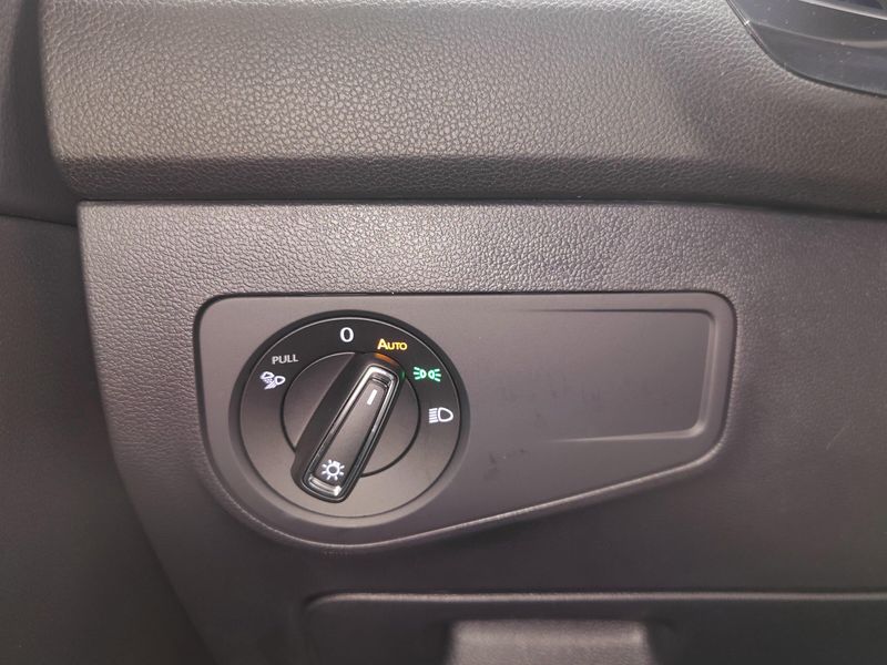 Used 2024 Volkswagen Tiguan AWD SEL R-Line w/Sunroof/NavImage 33